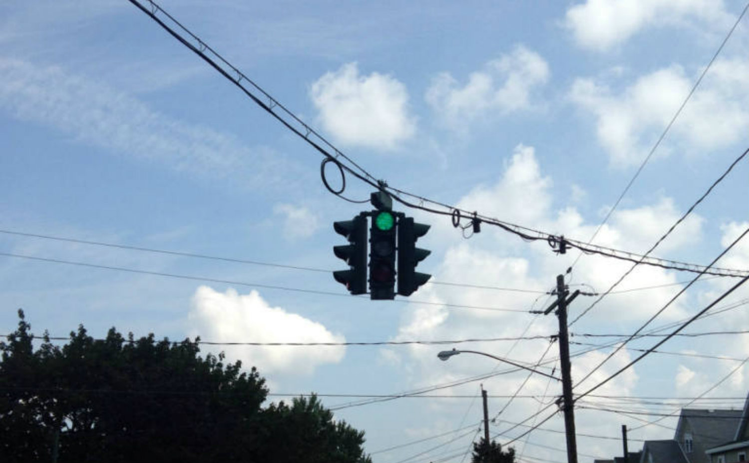 Upside Down Traffic Signal in Syracuse, NY - Featured Image