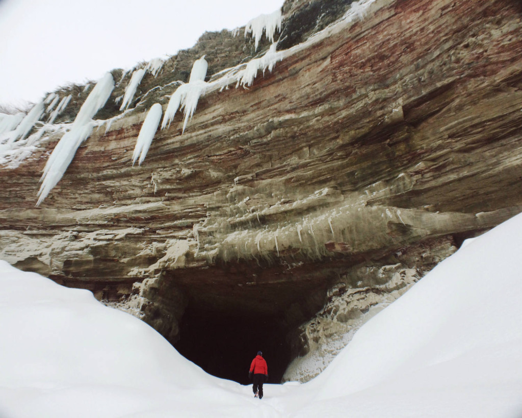 Lower Falls Cave in Rochester, NY during Winter