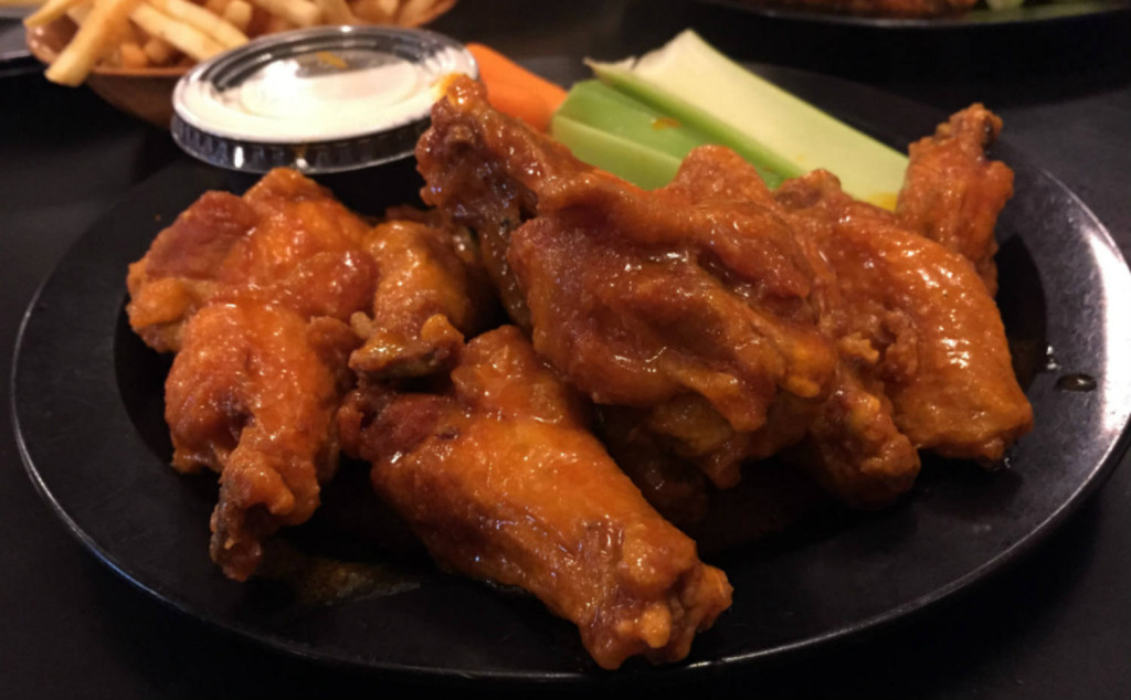Duff's Famous Chicken Wings in Buffalo, NY - Featured Image
