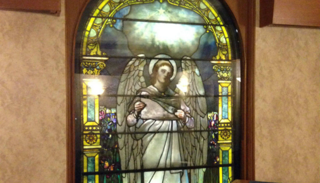 Louis Comfort Tiffany Angel in Rochester General Hospital - Featured Image