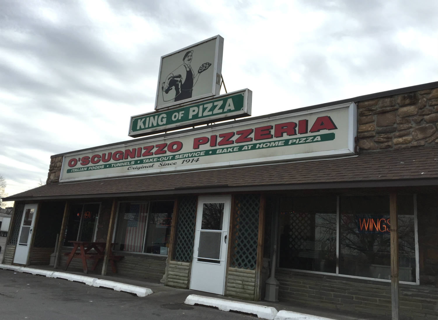 O'Scugnizzo Pizzeria Store Front in Utica, New York