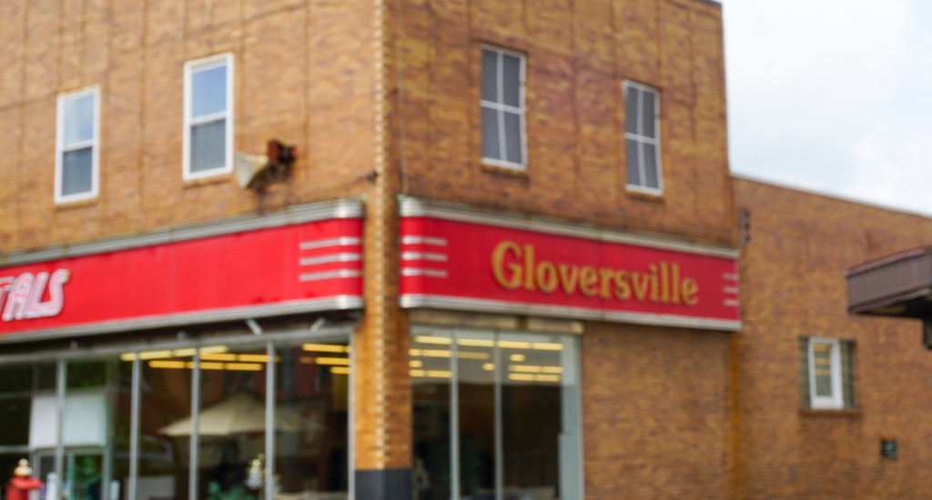Gloversville, New York, Fulton County Sign