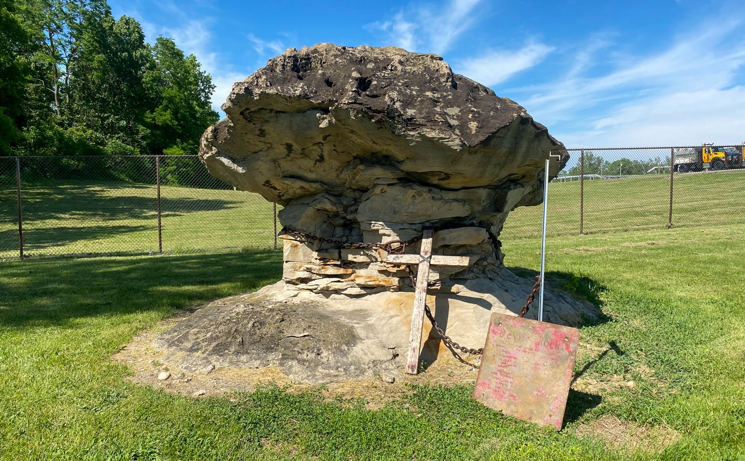 Devil's Rock in Batavia - Featured Image
