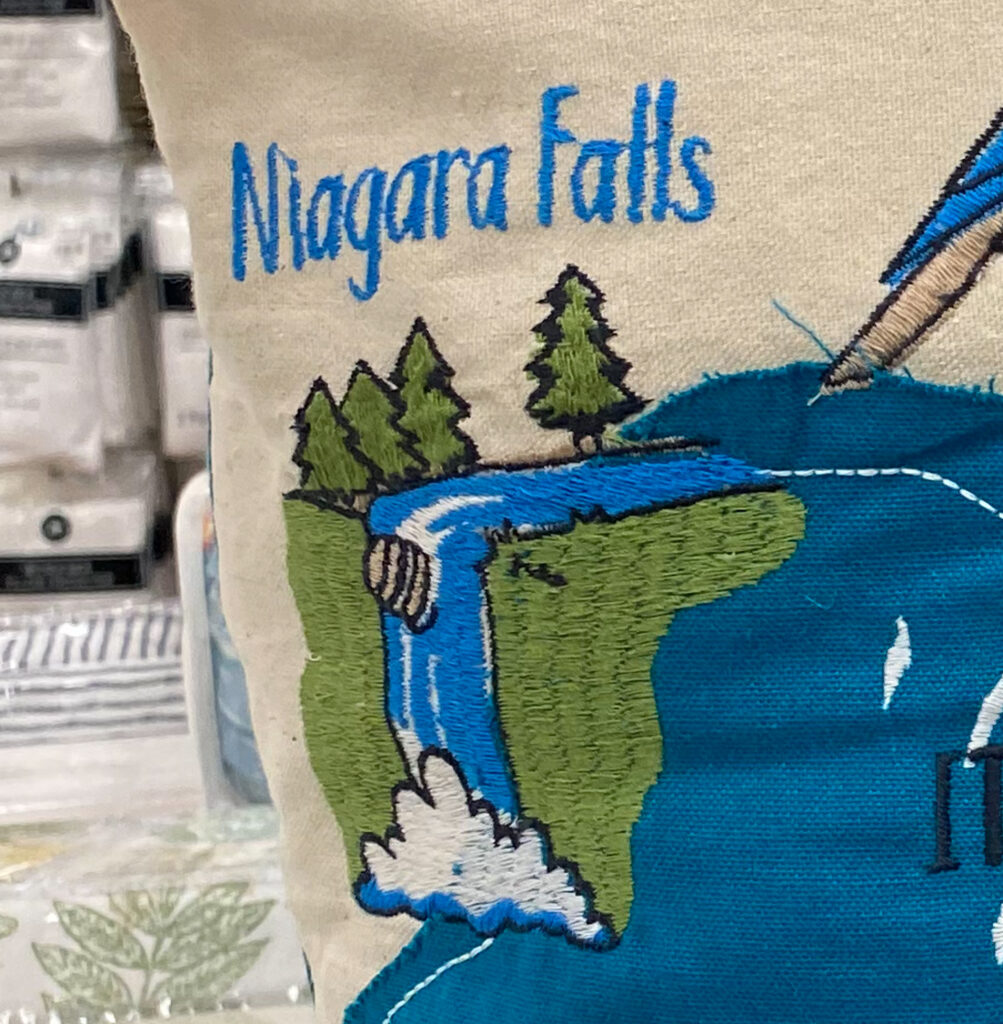 New York Pillow - Niagara Falls